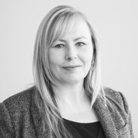 Julie Walker's profile picture