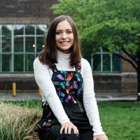 Lindsey Stone's profile picture