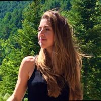 Julia Escobairo's profile picture