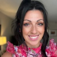 Alexis Ray's profile picture