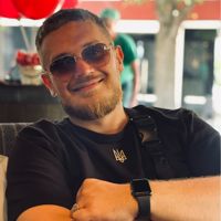 Igor Dymnich's profile picture