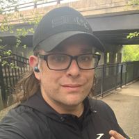 Erik Vecchione's profile picture