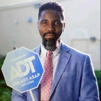 Derick Hall's profile picture
