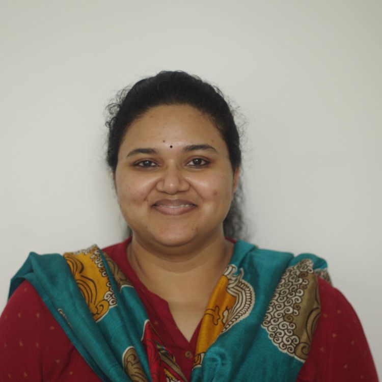 rituparna-raha-project-manager-classroom-instruction-practice-at