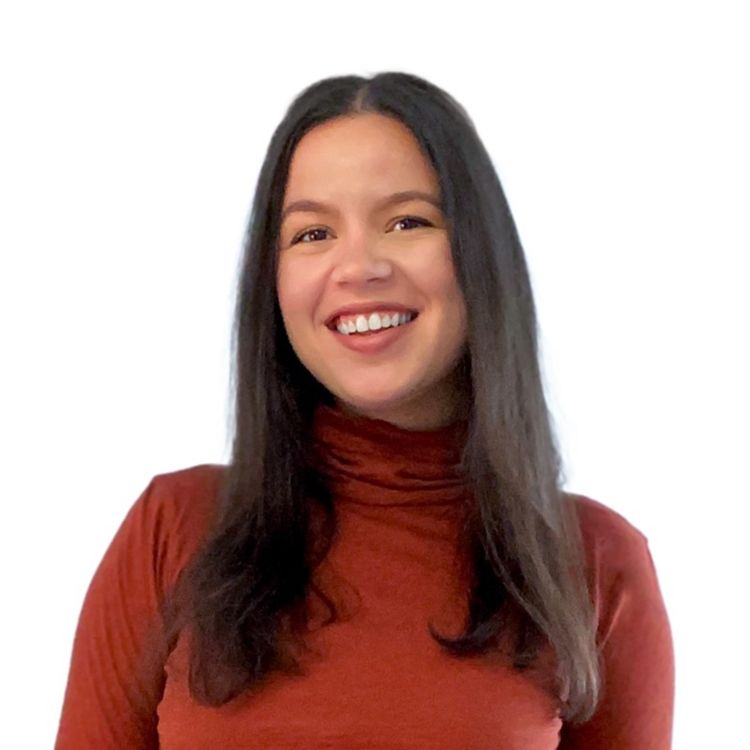 Maya Siman Media Relations Manager at FinanceBuzz The Org