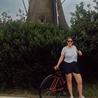 Lisa Storey's profile picture