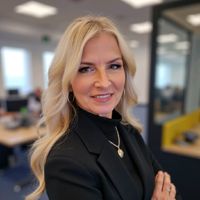 April Lowry's profile picture
