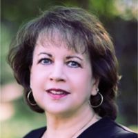 Debra Warren's profile picture