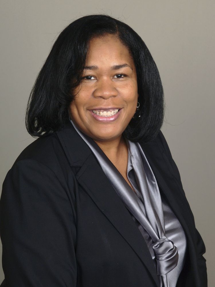 UScellular Promotes Pamela Moore-Thompson to Vice President of Talent Strategies