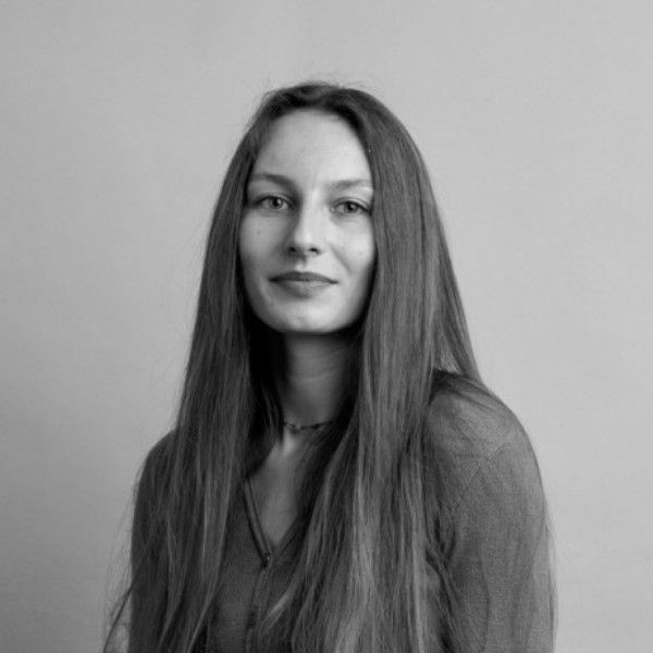 Kotelva, mening yalangoch xotinim fotosurati