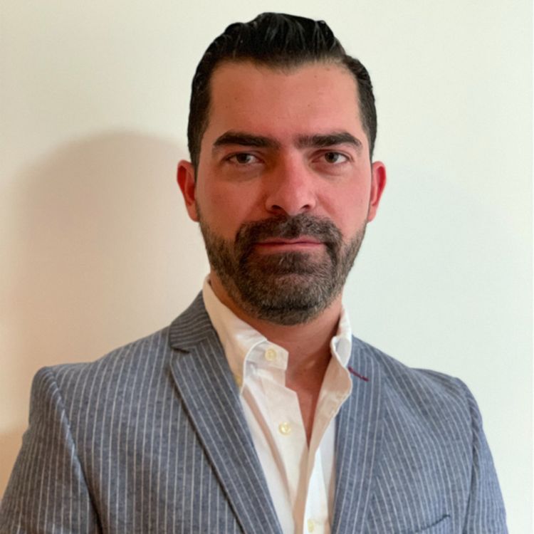 Mario Garcia – Sr. Cisne Mario Garcia - Sr. Cisne