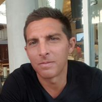 Tom Bills' profile picture
