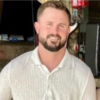 Josh Ellis' profile picture